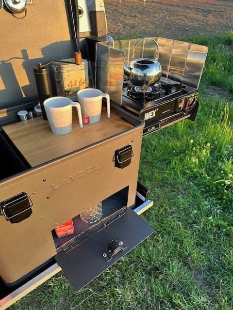 Layzee Gestell 62x82 12.jpg